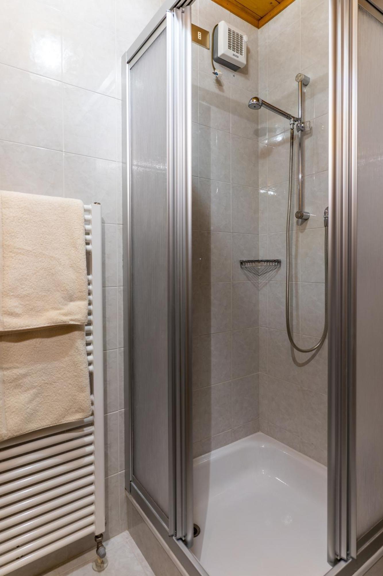 Chalet Fisti La Villa  Szoba fotó